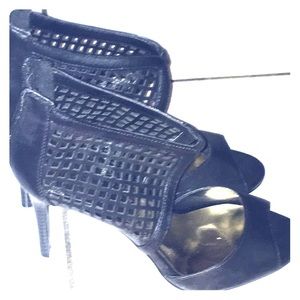 Black heeled sandals